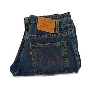Vintage 2002 Levi's 505 Dark Wash Denim Jeans Made in USA 33/32